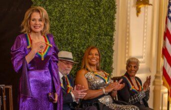 Renée Fleming cancela apresentação no Kennedy Center