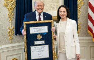 Donald Trump recebe o Prêmio Nobel da Paz do líder da oposição da Venezuela – mas o Comitê do Nobel diz que não é transferível