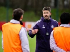 O chefe do Man Utd, Michael Carrick, responde à ‘boca grande’ de Roy Keane contra sua esposa Lisa