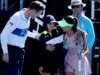 Zeynep Sonmez saudou um herói depois de correr para ajudar a garota desmaiada no Aberto da Austrália