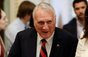 Jon Kyl, um defensor persuasivo da defesa