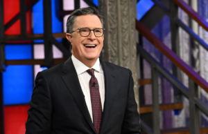 Stephen Colbert diz ‘Não confie em bilionários’ quando questionado sobre a ‘lição importante’ de 2025: ‘Eles não ficam ricos encontrando esse dinheiro na beira da estrada’