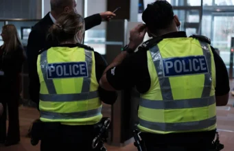 Manifestantes pró-palestinos entram na sede da BBC na Escócia