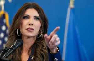 Dispare Kristi Noem no Sol