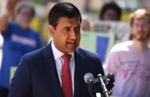 Ro Khanna tem um novo contrato social de tecnologia para os oligarcas da Califórnia