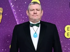 O ativista de Tourette questiona por que os organizadores do Baftas o sentaram ao lado do microfone