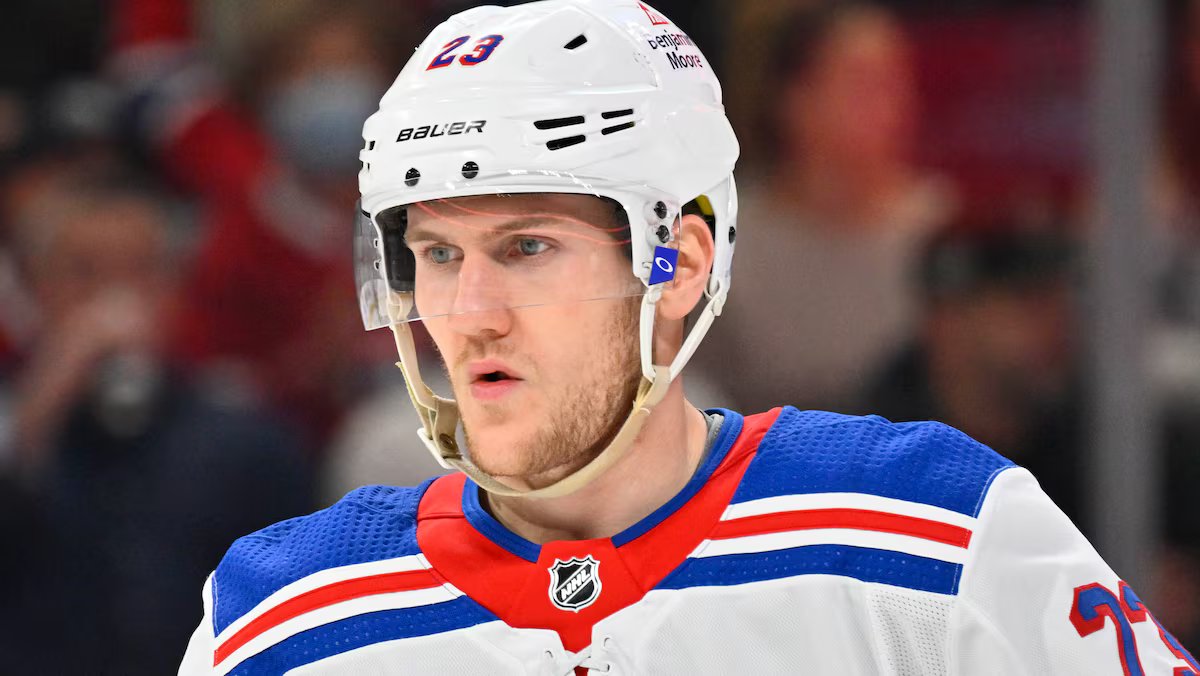 Adam Fox fugiu de seu caminho para Nova York