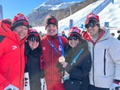 Champagne, bon vin et bonne bouffe para celebrar a vitória do rei dos chefes