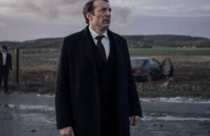 Crítica de ‘Dust’: uma elegante saga de amizade e fraude que lentamente estagna