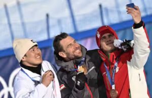 Surf des neiges : este Autrichien s’offre l’or et un «striptease»