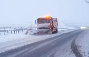 Alerta de neve em vigor, pois são esperadas inundações em mais de 70 áreas
