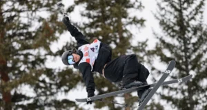 Trump critica o atleta olímpico Hunter Hess como um ‘verdadeiro perdedor’ depois que o esquiador compartilha ‘emoções confusas’ sobre representar os EUA agora