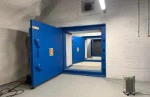 Dentro dos vastos bunkers subterrâneos prontos para proteger Helsínquia de Putin