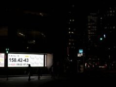 Dólar definha enquanto os mercados asiáticos reabrem à nova turbulência tarifária