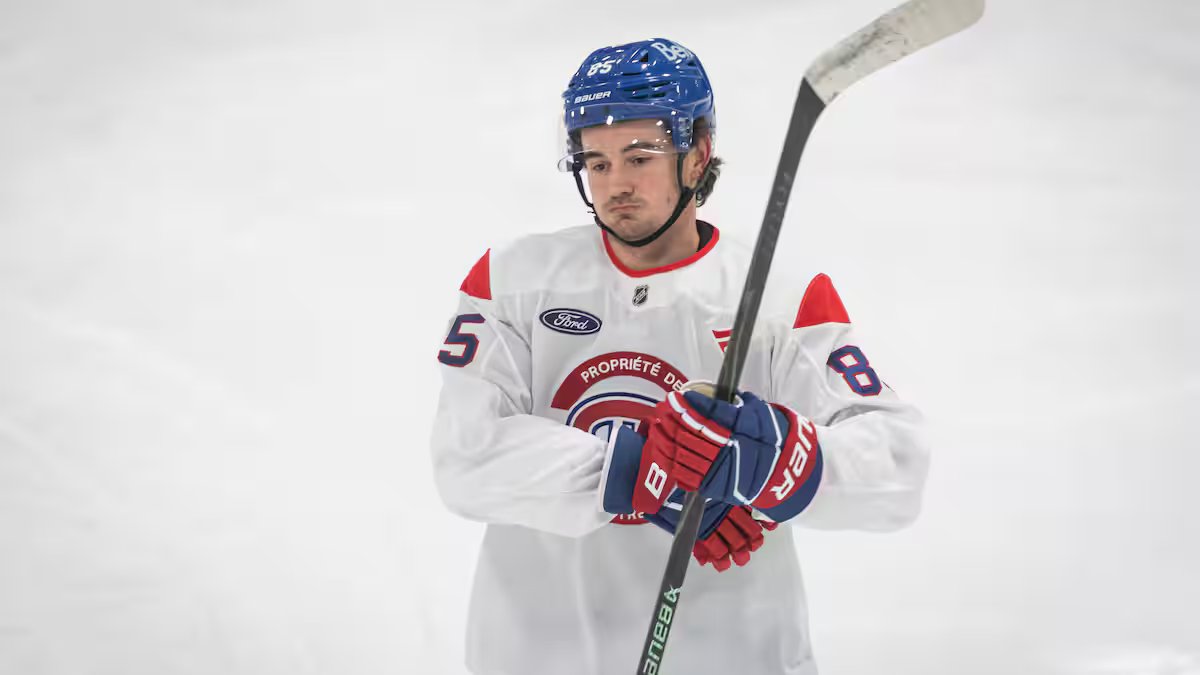 Entraînement du Canadien: Texier de retorno com o grupo