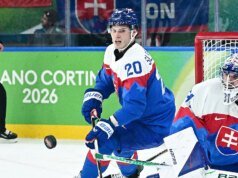 Jaromir Jagr foi reconhecido por Juraj Slafkovsky