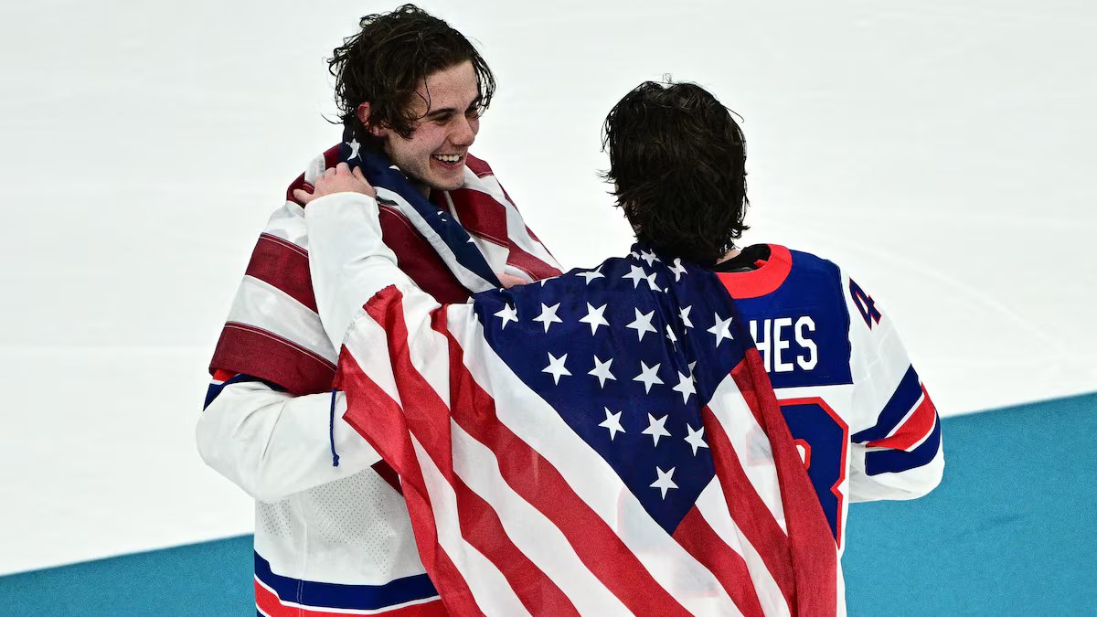 Le but vainqueur et une dent en moins para Jack Hughes