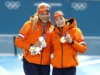 Patinadora de velocidade holandesa Femke Kok bate recorde olímpico dos 500 metros e ganha ouro