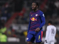 Bitshiabu continua insatisfeito com o RB Leipzig em meio a ligações com o Leverkusen