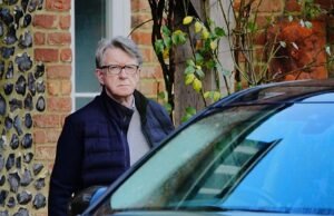 Polícia britânica prende o ex-embaixador do Reino Unido Peter Mandelson em investigação sobre ligações com Epstein