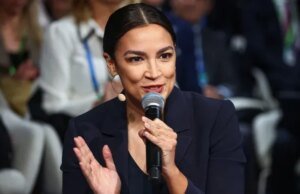 Desempenho risível da AOC