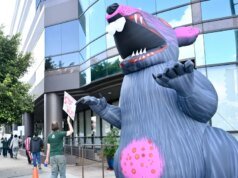 WGA pretende voltar o foco para os estúdios, enquanto a equipe permanece em greve