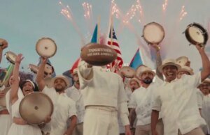 Bad Bunny elogia o Canadá durante o show do intervalo do Super Bowl LX