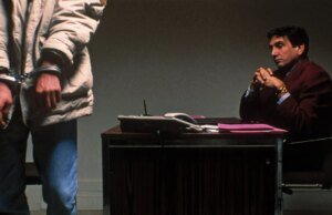 Documentário de Raymond Depardon Confrontos com o Poder