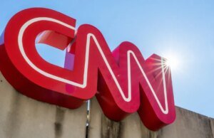 Funcionários da CNN temem que o acordo entre Warner Bros.-Paramount prejudique seu jornalismo e a saúde financeira da rede