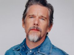 A estrela de ‘Blue Moon’, Ethan Hawke, sobre sua primeira indicação ao Oscar de ator principal, por que o filme é um ‘sonho de uma década’ e sua amizade com o diretor Richard Linklater