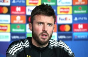 Michael Carrick fornece atualizações sobre lesões de Mason Mount e Matthijs de Ligt