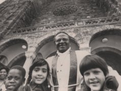 O diretor de ‘Tutu’, Sam Pollard, sobre o arcebispo que ajudou a acabar com o apartheid e o que Tutu pensaria das alegações de Trump sobre o “genocídio” sul-africano branco – Berlim