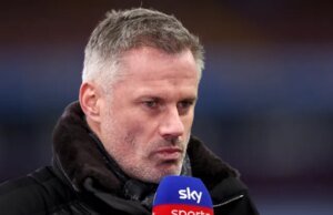 Jamie Carragher diz que dois jogadores do Arsenal estagnaram sob o comando de Mikel Arteta