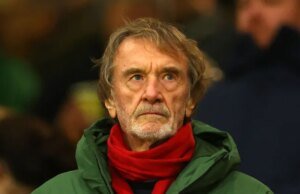 Dono do Manchester United elogia Farage ‘inteligente’ e afirma que Reino Unido ‘colonizado por imigrantes’