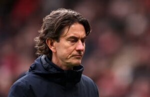 Tottenham demite Thomas Frank após derrota para o Newcastle