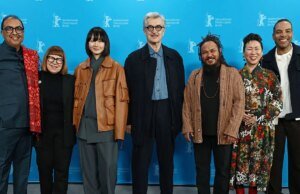 Berlinale emite declaração após reação política no festival, afirma que não se deve “esperar que os artistas falem sobre todas as questões políticas”