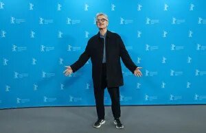 International Insider: Berlim se torna política; As exibições chegam à cidade de Londres; André preso