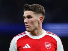 O técnico da Suécia, Graham Potter, envia mensagem a Viktor Gyokeres sobre a boa forma do Arsenal