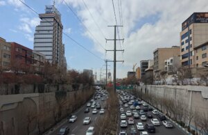 Redes se mobilizam para cobertura contínua enquanto EUA e Israel atacam o Irã