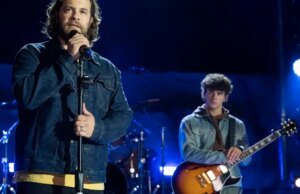 Crítica de ‘I Can Only Imagine 2’: Agora que é uma estrela do rock cristão, Bart Millard tem mais problemas do que nunca. Mas ele está apenas imaginando-os?