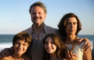 Estrela de ‘I’m Still Here’ Selton Mello seguirá Hollywood Bow em ‘Anaconda’ com ‘I Don’t Even Know Who I Was’ de João Paulo Miranda Maria para Les Valseurs (EXCLUSIVO)