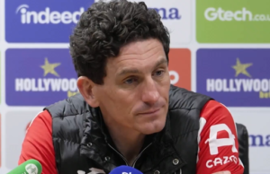 Keith Andrews avisa o Arsenal antes do confronto com o Brentford em boa forma