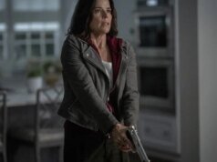 A queda e ascensão de ‘Scream 7’: uma estrela demitida, uma reescrita do roteiro de US$ 500 mil e o salário de US$ 7 milhões de Neve Campbell