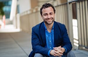 O CEO da Remitly, Matt Oppenheimer, deixa o cargo e entrega as rédeas da empresa fintech ao ex-executivo da Amazon