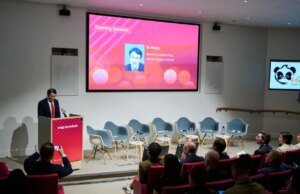 Produtores chineses promovem microdramas e parcerias com o Reino Unido na Mip London