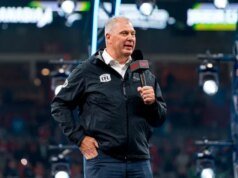 O ex-comissário do CFL Randy Ambrosie ganha prêmio de liderança da Brock University