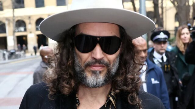 Russell-Brand-Court-Appearance.jpg
