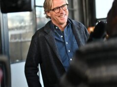 ESCUTE: ‘We’re a Sprint’: Actor Awards EP Jon Brockett sobre a produção do Kudocast ao vivo para Netflix