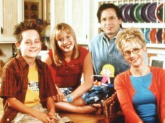 As estrelas de ‘Lizzie McGuire’ se lembram do “apoio paterno” de Robert Carradine após sua morte: “Meu coração dói”