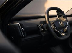 O EX30 EV da Volvo está ficando mais barato e adiciona uma vantagem interessante de carregamento reverso